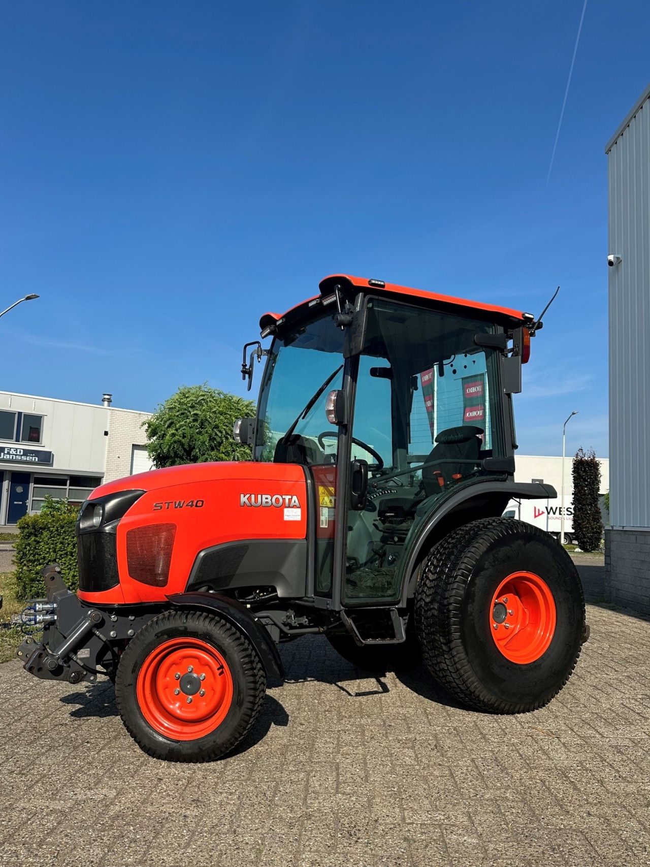 Kubota LX-401