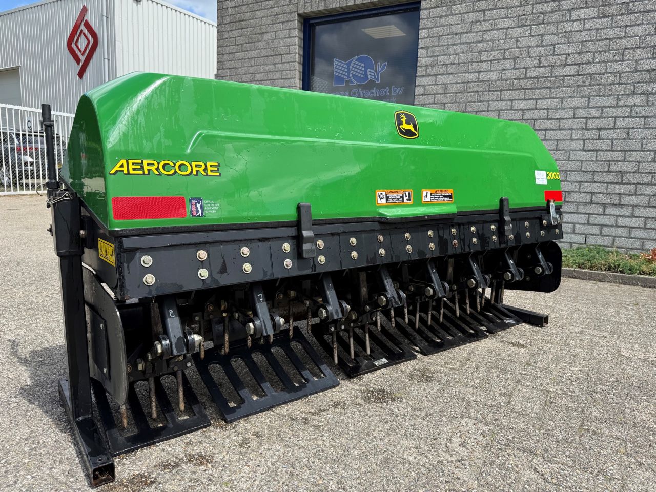John Deere Aerator 2000
