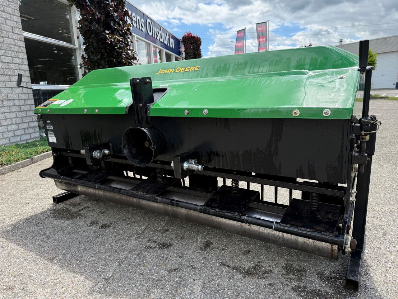 John Deere Aerator 2000