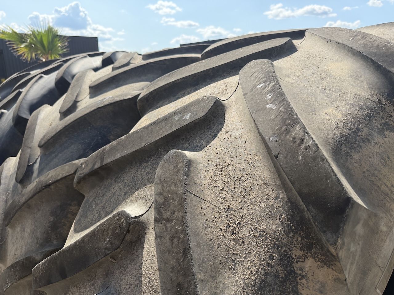 Banden 4x Michelin 620/70R42