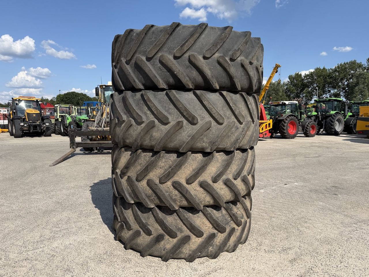 Banden 4x Michelin 620/70R42