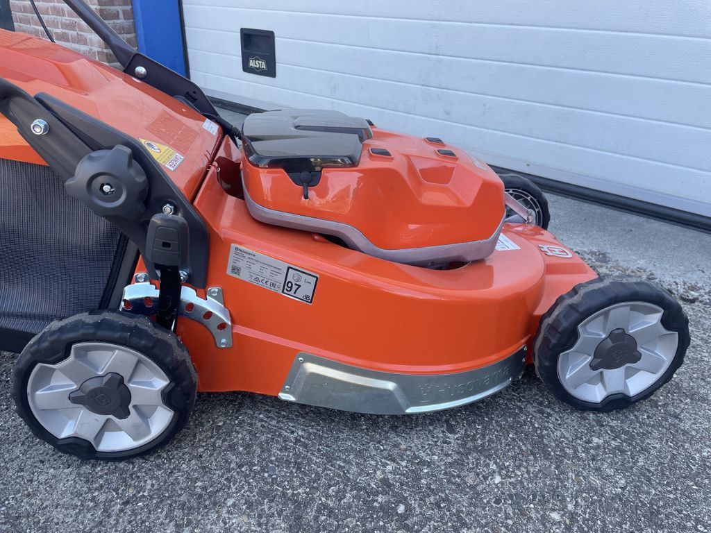 Husqvarna LC551IV