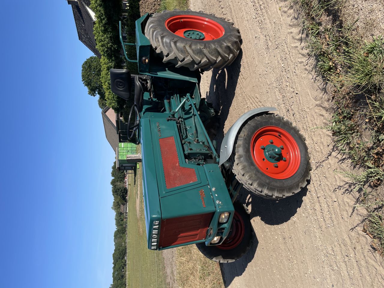 Tekoop hanomag perfekt 301