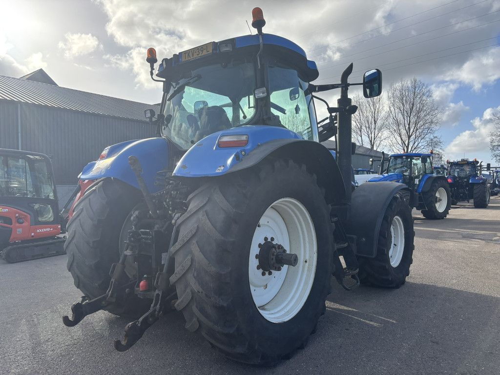 NEW HOLLAND T7060