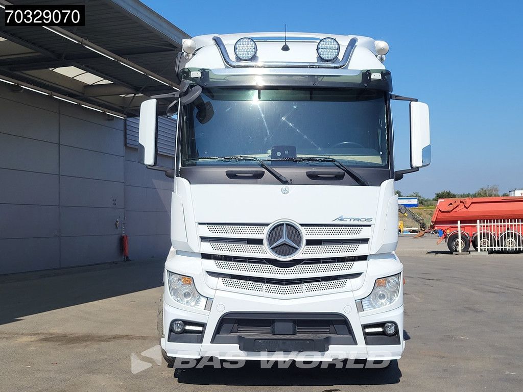 Mercedes Actros 2548 6X2 Carrier cooling engine 2500kg Ladebordwand Lift+steering axle Euro 6