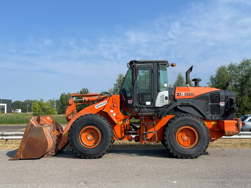 Hitachi ZW180-5B