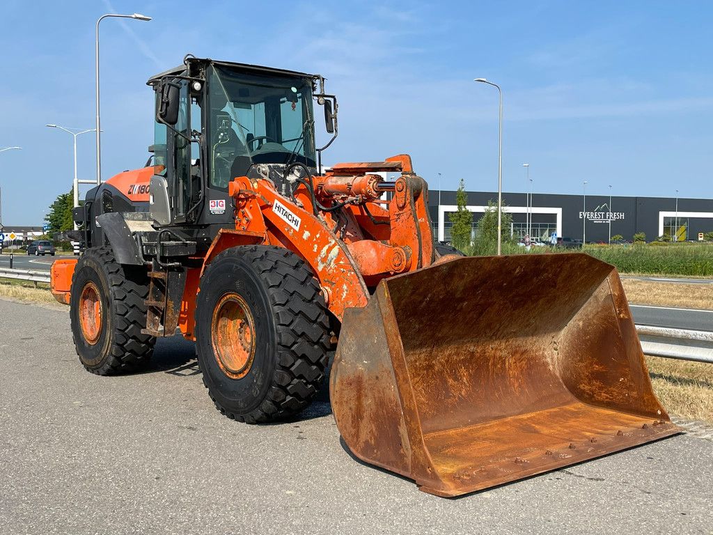 Hitachi ZW180-5B