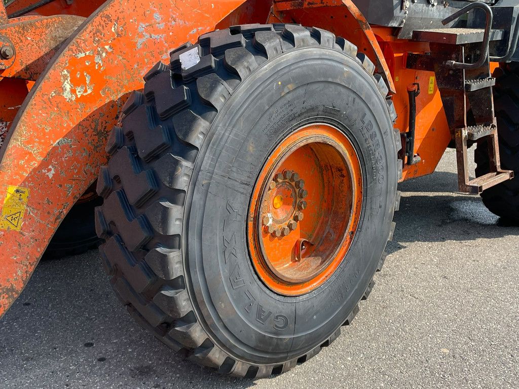 Hitachi ZW180-5B