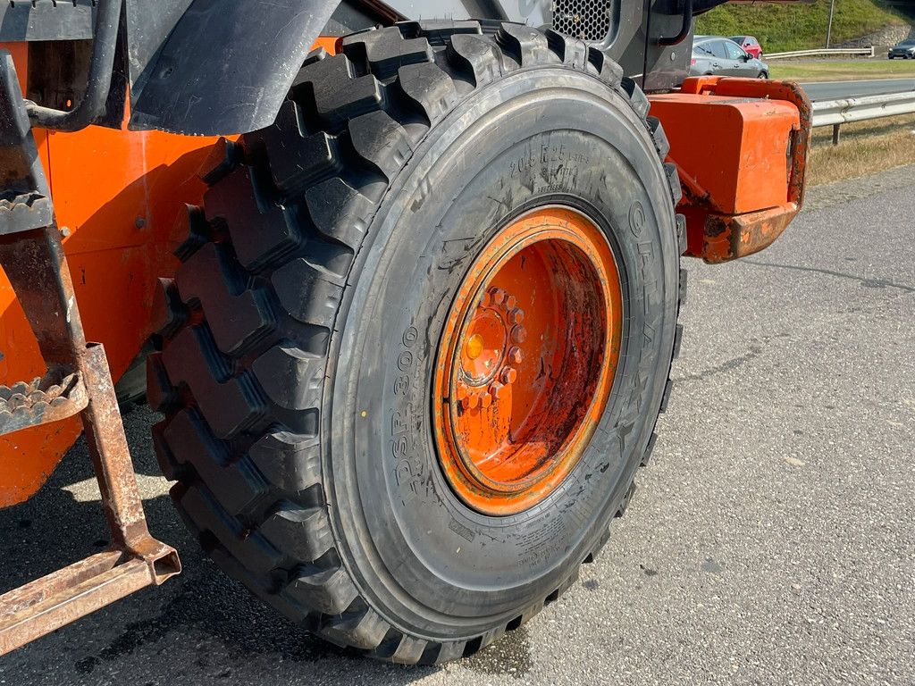 Hitachi ZW180-5B