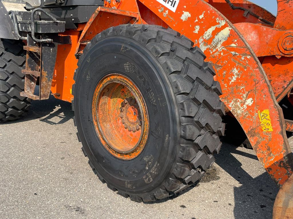 Hitachi ZW180-5B