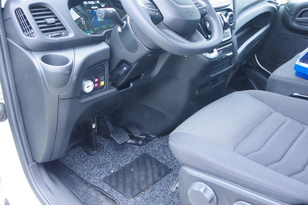 Iveco 40C18A8