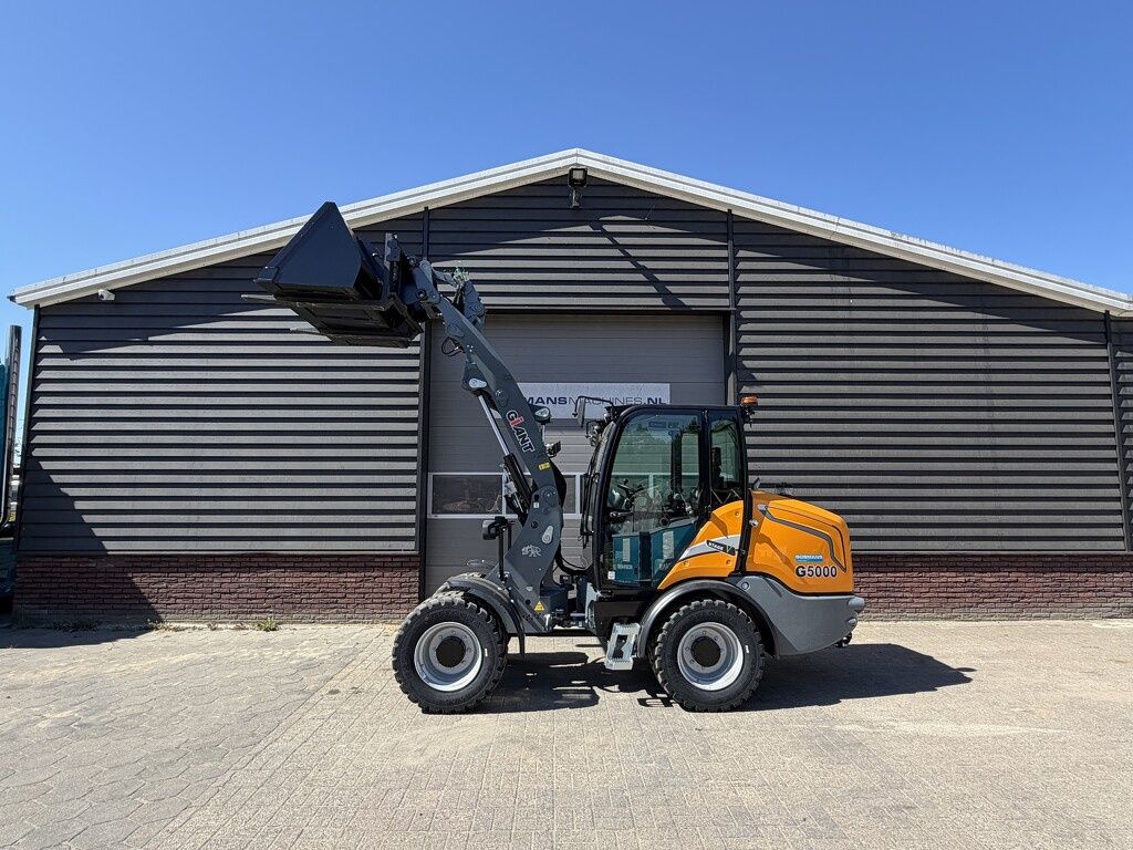 Giant G5000 shovel NIEUW giekvering €1130 LEASE