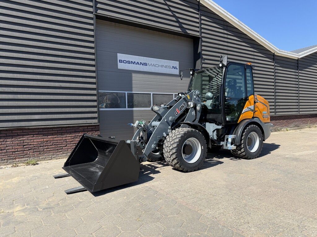 Giant G5000 shovel NIEUW giekvering €1130 LEASE