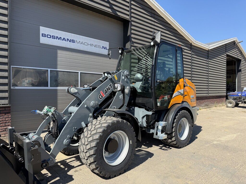 Giant G5000 shovel NIEUW giekvering €1130 LEASE