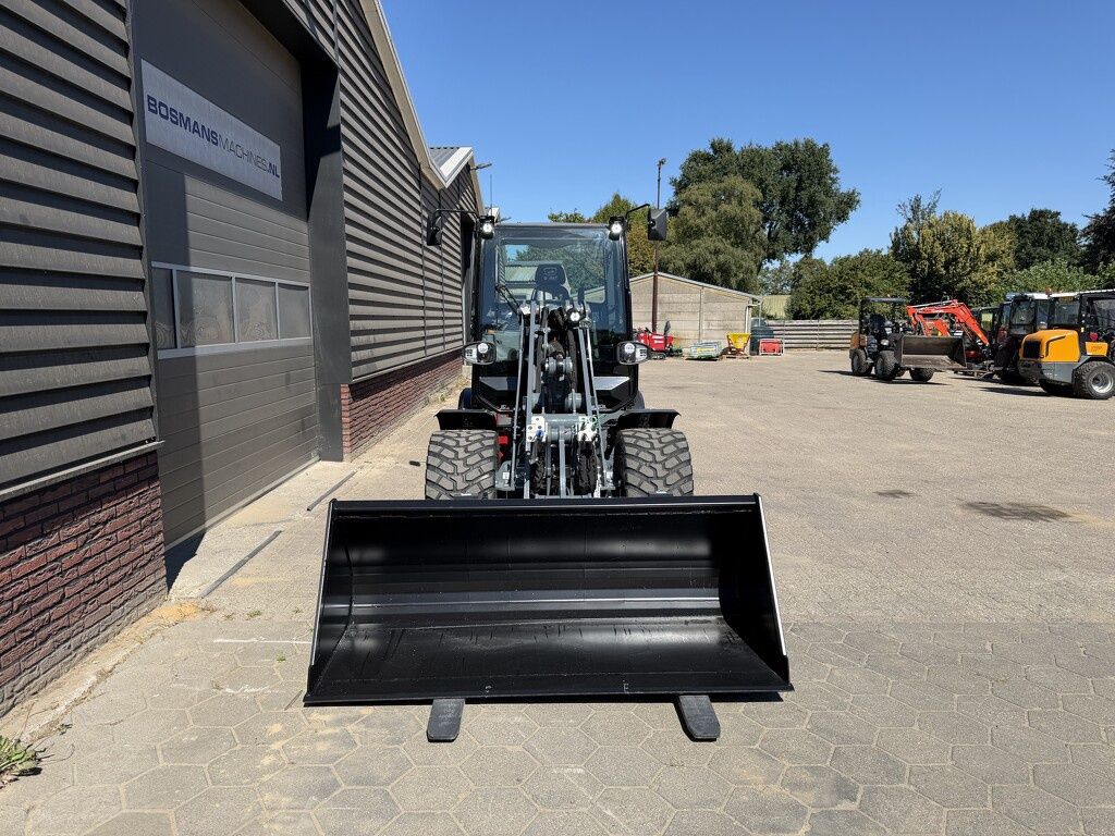 Giant G5000 shovel NIEUW giekvering €1130 LEASE