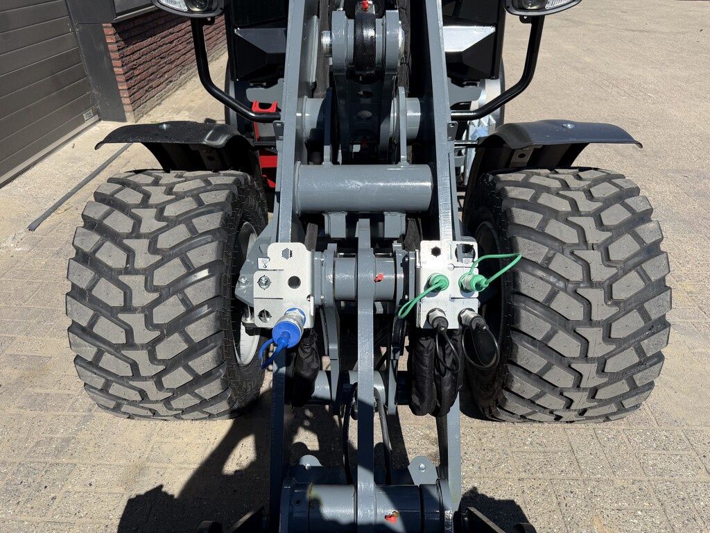 Giant G5000 shovel NIEUW giekvering €1130 LEASE