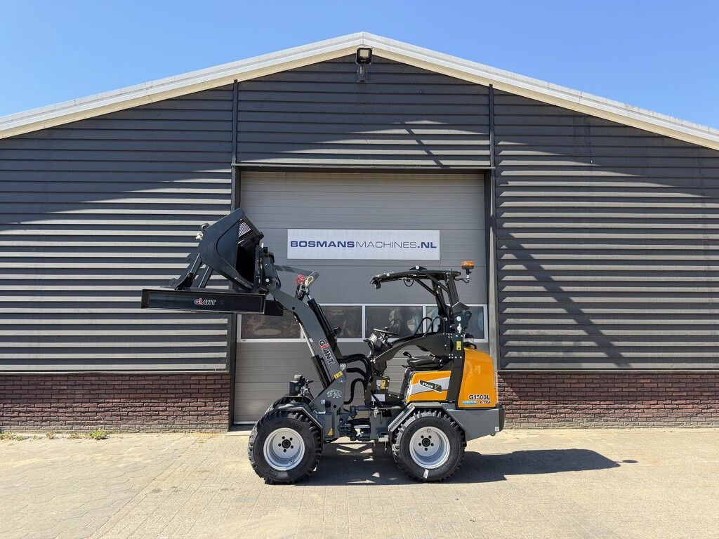 Giant G1500 L X-tra minishovel NIEUW