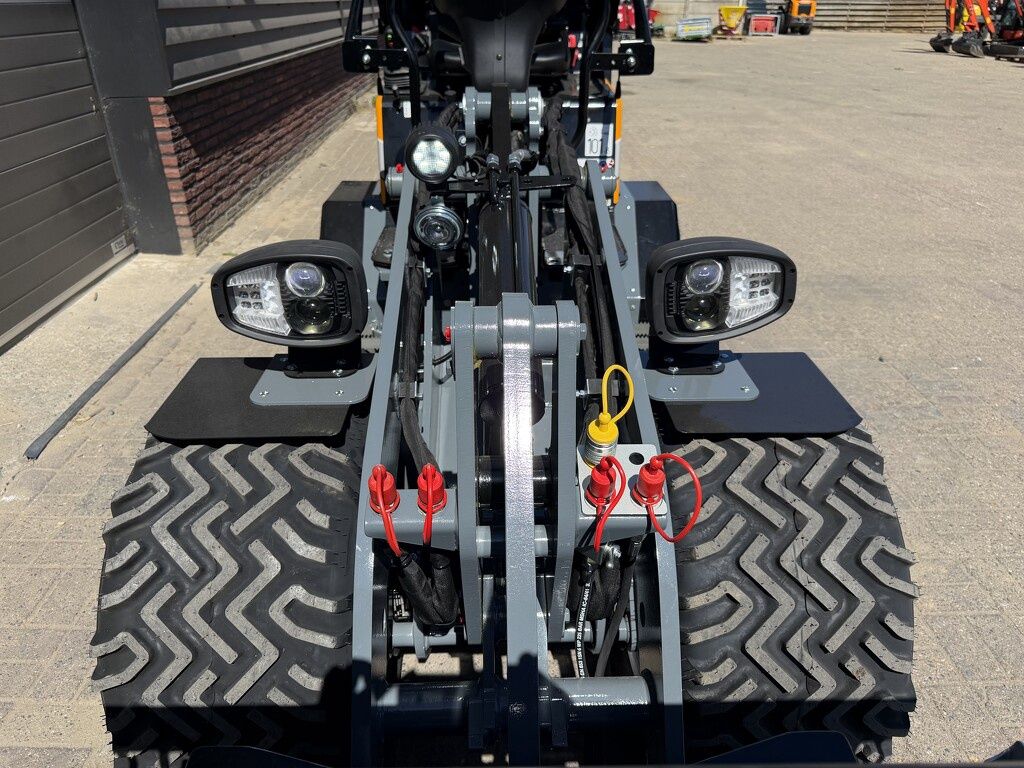 Giant G1500 L X-tra minishovel NIEUW