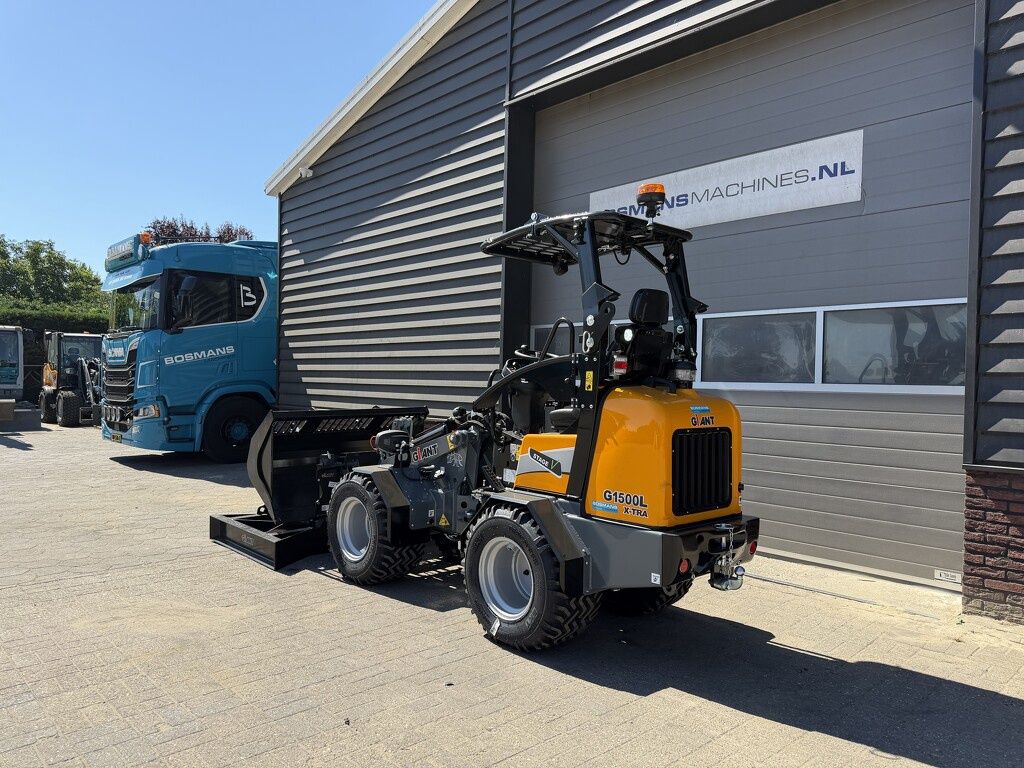 Giant G1500 L X-tra minishovel NIEUW