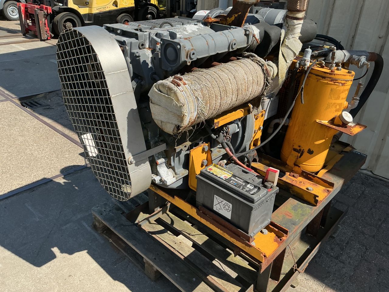 Te koop compact Comressor met Deutz 3 Cilinder diesel