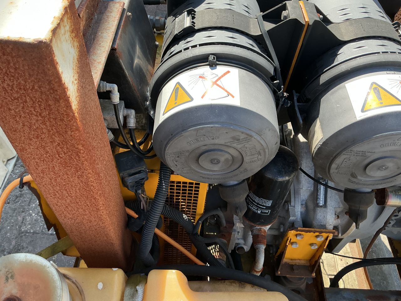 Te koop compact Comressor met Deutz 3 Cilinder diesel
