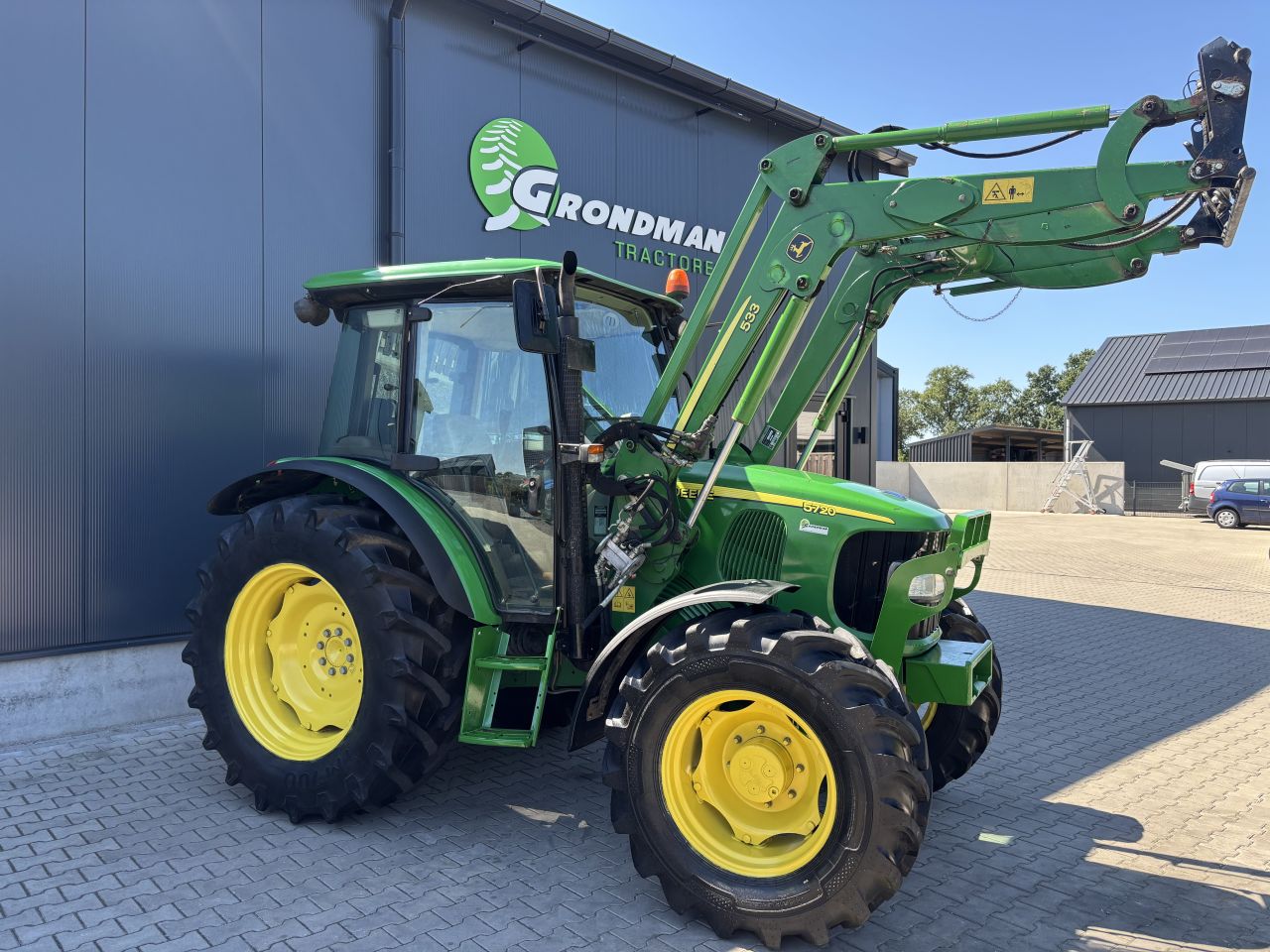 John Deere 5720