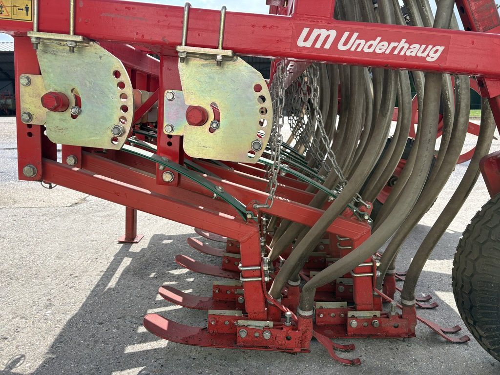 Underhaug 7900 gras doorzaaimachine