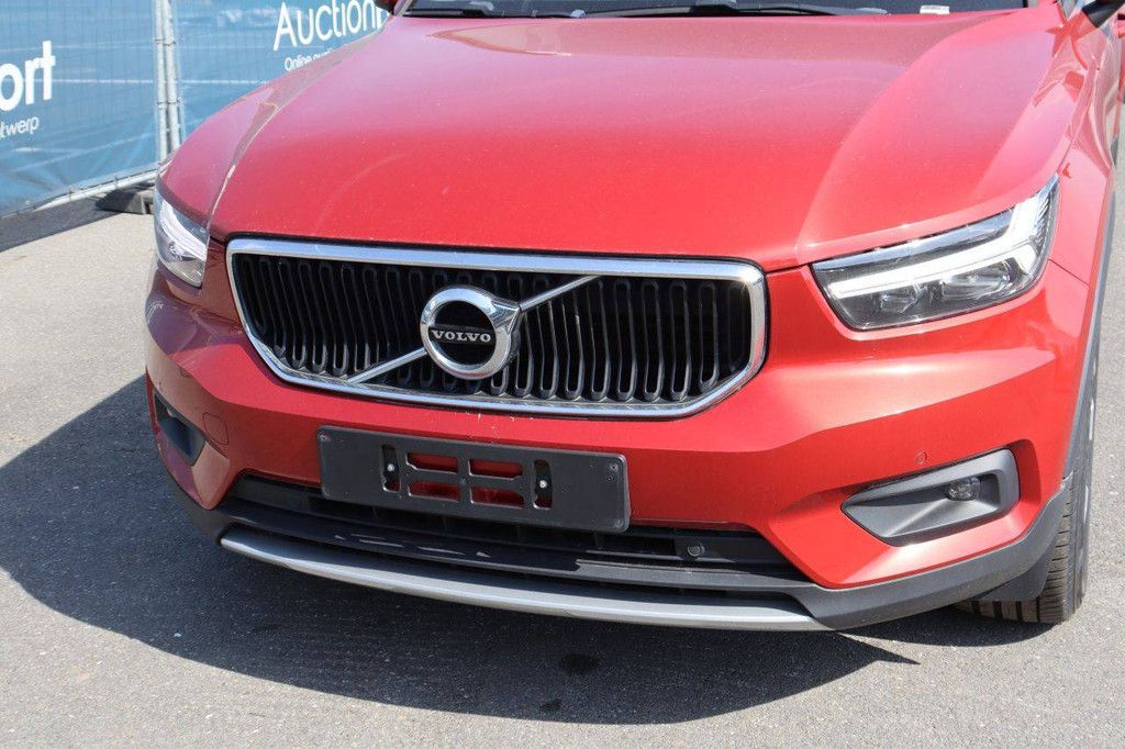 SUV Volvo XC40 D3 Diesel 150 PS 2020 (Marge)