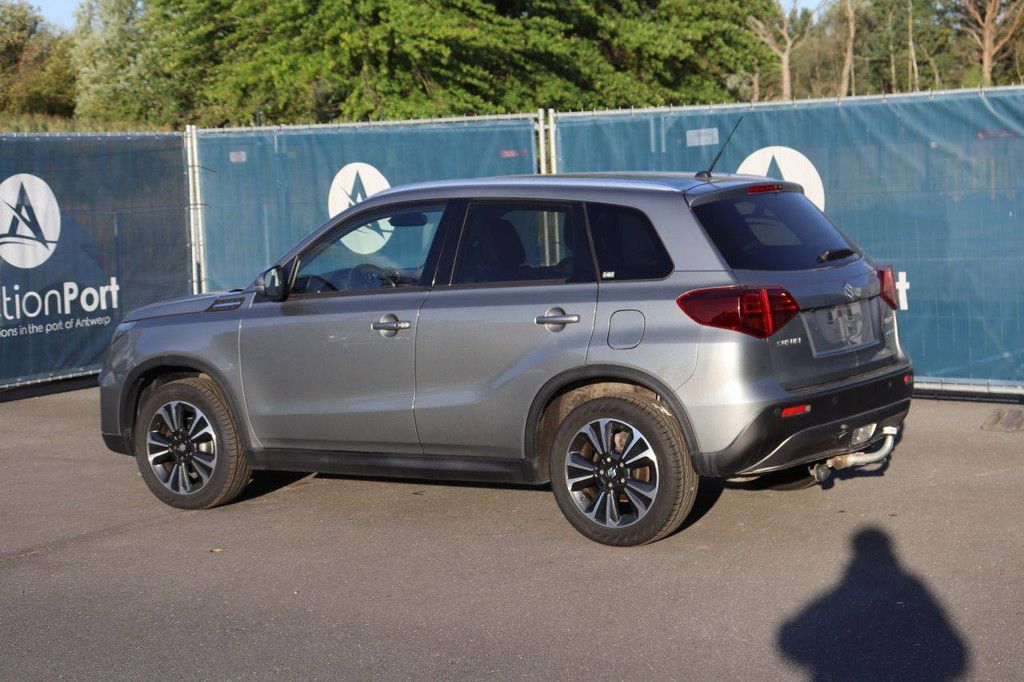 SUV Suzuki Vitara Mild-Hybrid Benzin 129 PS 2021 (Margin)