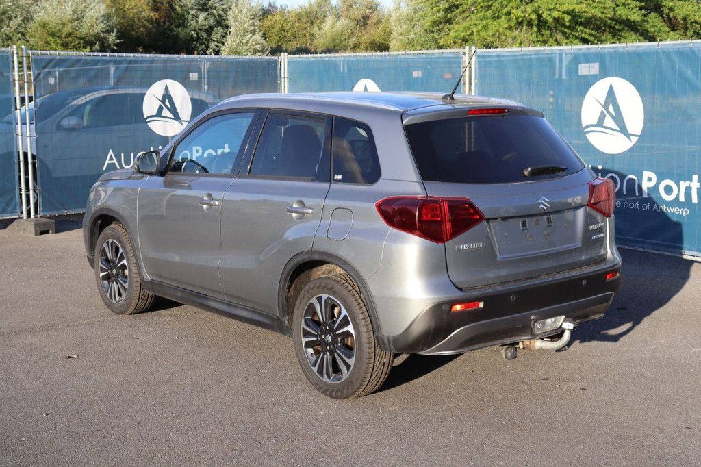 SUV Suzuki Vitara Mild-Hybrid Benzin 129 PS 2021 (Margin)