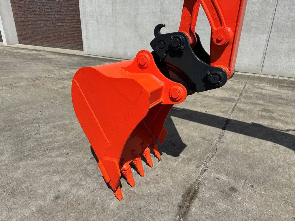 Midi excavator Kubota KX155-3SZ Diesel 2012