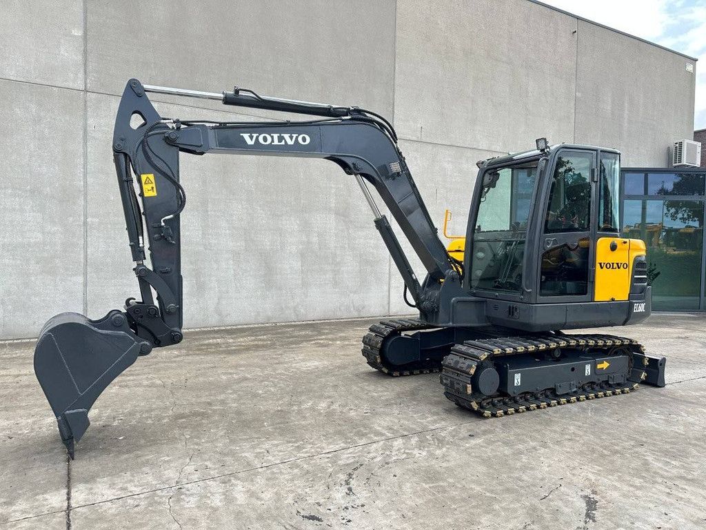 Midi excavator Volvo EC60C Diesel 2012