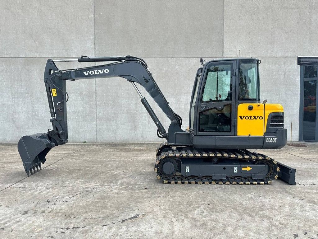 Midi excavator Volvo EC60C Diesel 2012