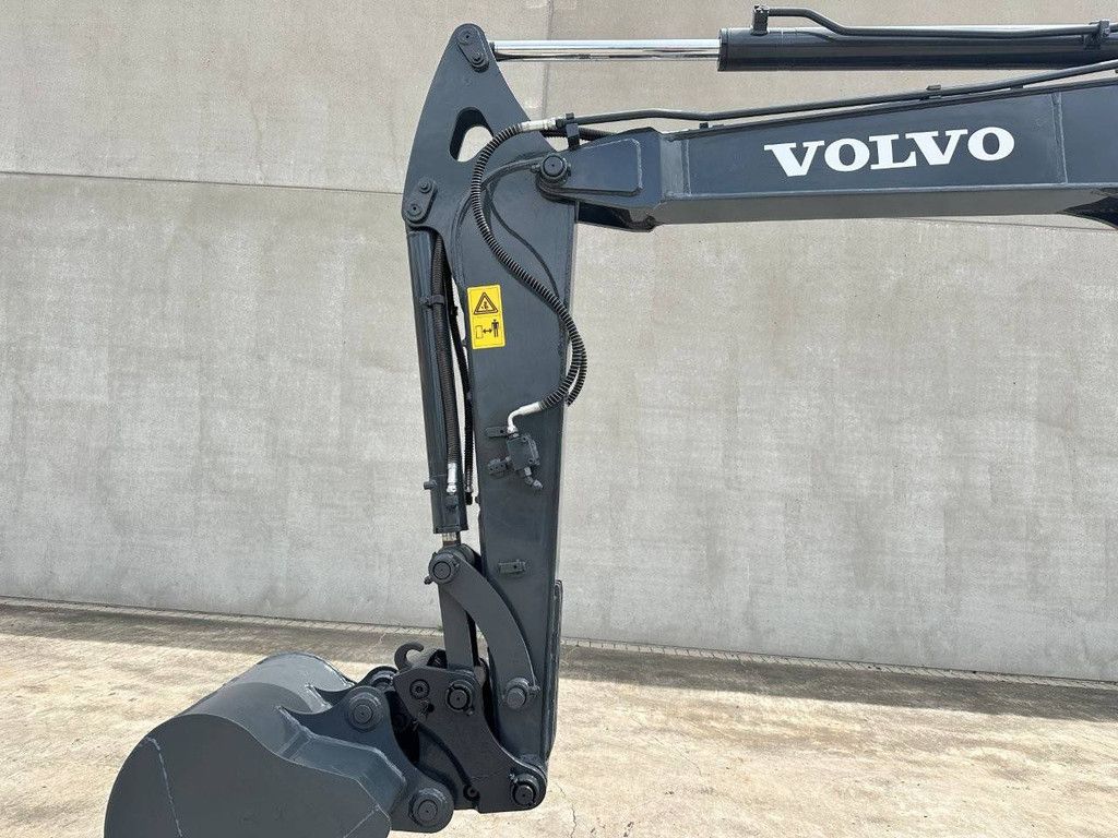 Midi excavator Volvo EC60C Diesel 2012