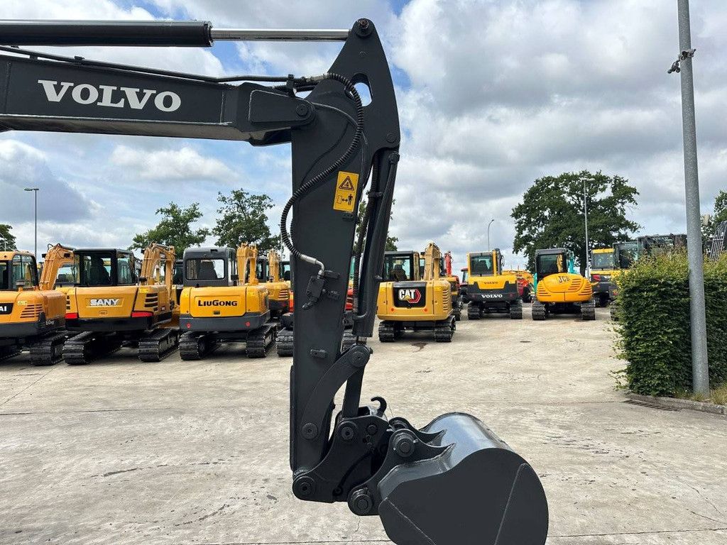 Midi excavator Volvo EC60C Diesel 2012