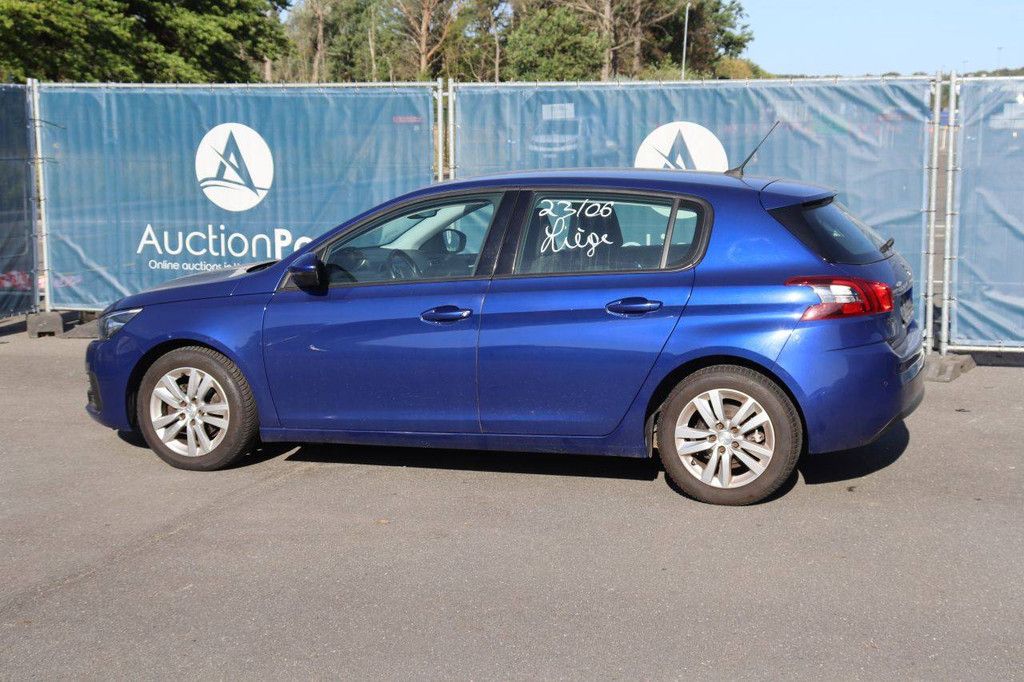 Passenger car Peugeot 308 Petrol 110hp 2018 (Margin)