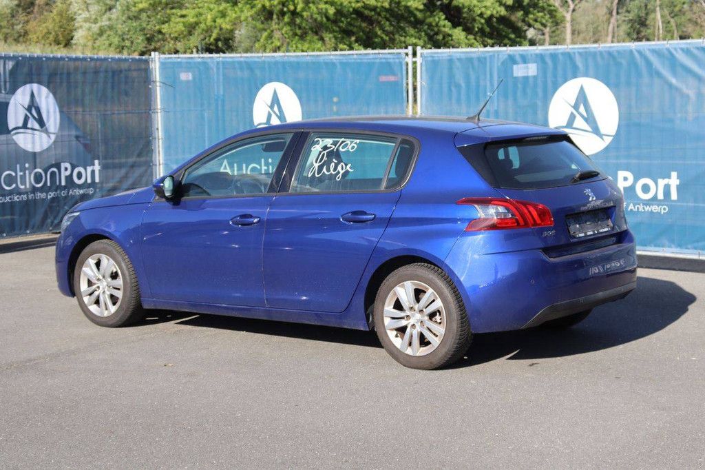 Passenger car Peugeot 308 Petrol 110hp 2018 (Margin)