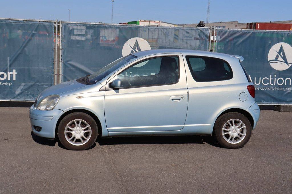Personenauto Toyota Yaris Benzine 72pk 2004 (Marge)