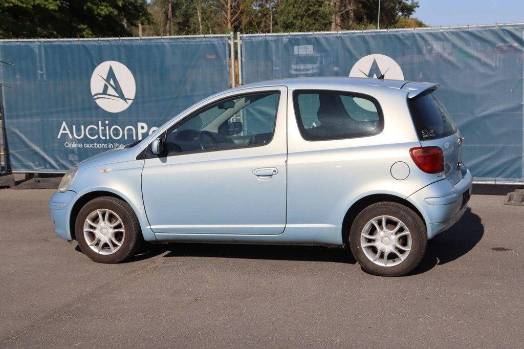 Personenauto Toyota Yaris Benzine 72pk 2004 (Marge)