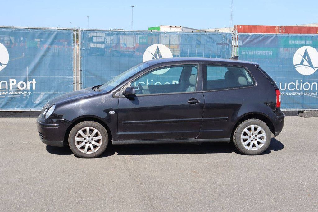Passenger car Volkswagen Polo Petrol 65hp 2005 (Margin)