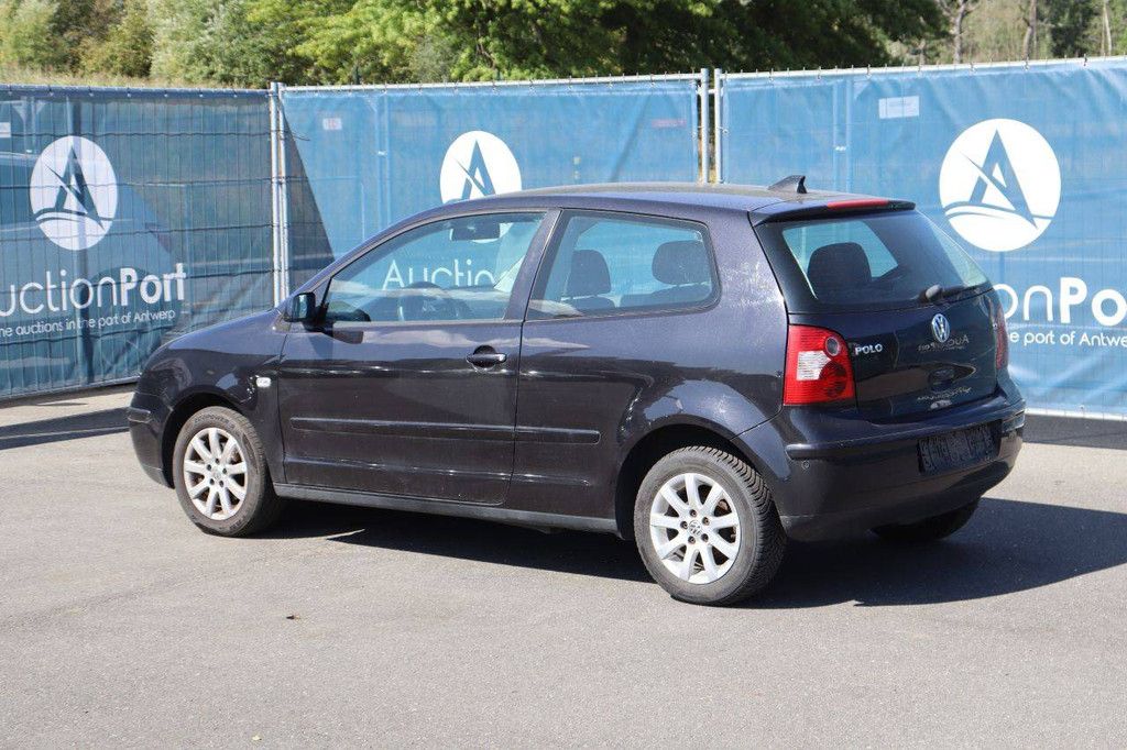 Passenger car Volkswagen Polo Petrol 65hp 2005 (Margin)