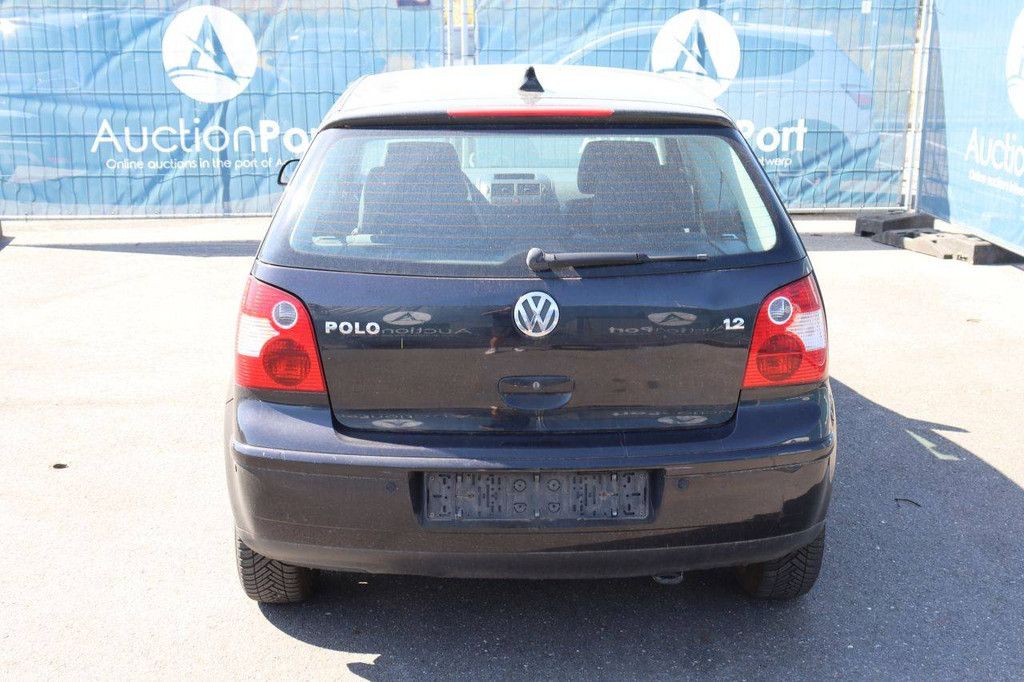 Passenger car Volkswagen Polo Petrol 65hp 2005 (Margin)