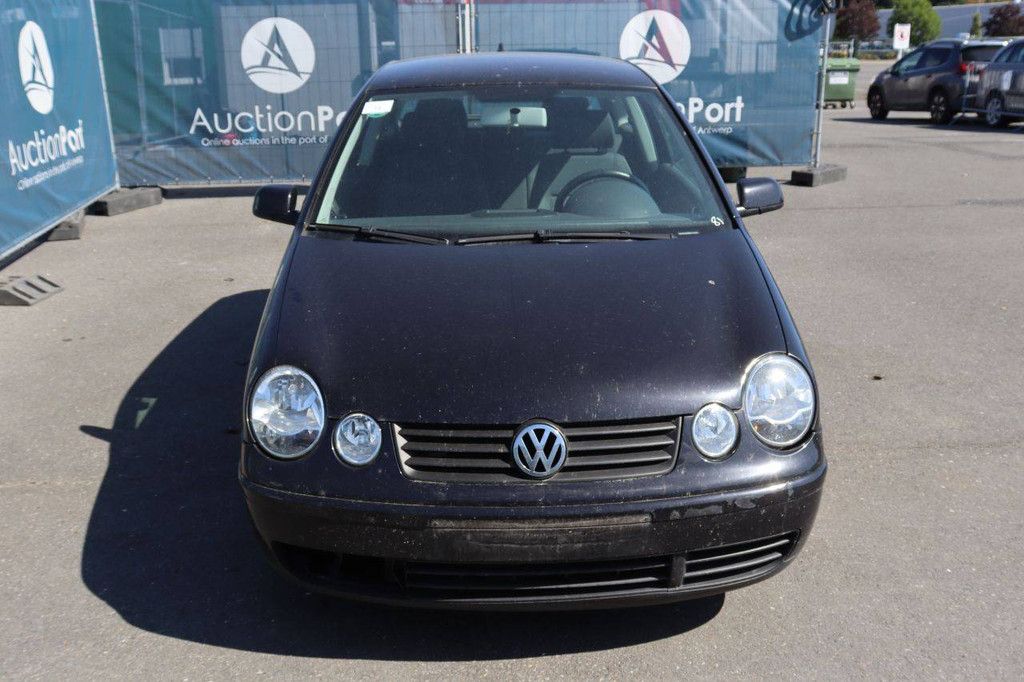 Passenger car Volkswagen Polo Petrol 65hp 2005 (Margin)