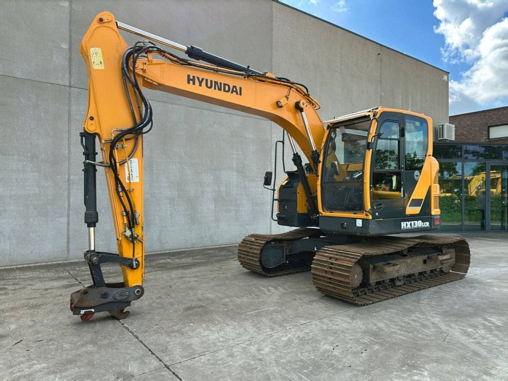 Hyundai HX130 LCR Diesel Crawler Excavator 2018