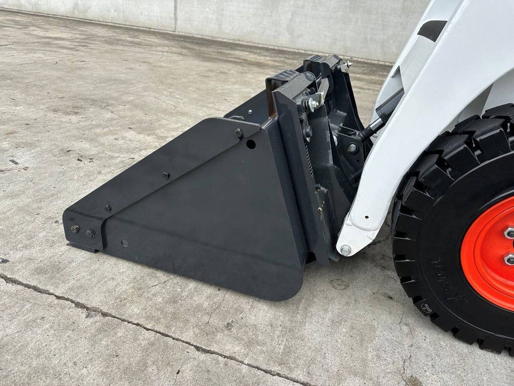 Skid steer loader Bobcat S70 Diesel 2026