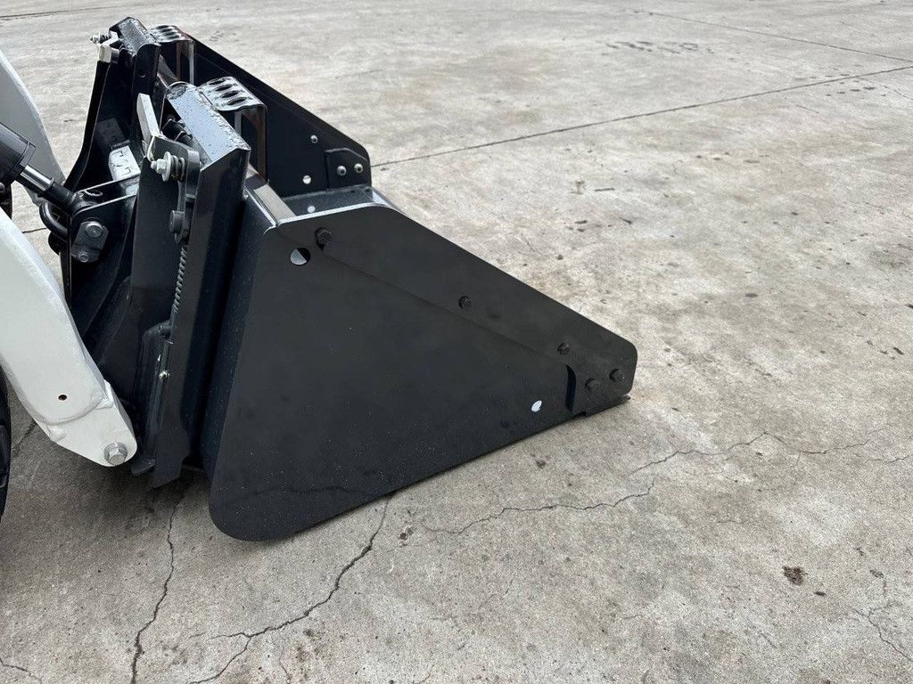 Skid steer loader Bobcat S70 Diesel 2026
