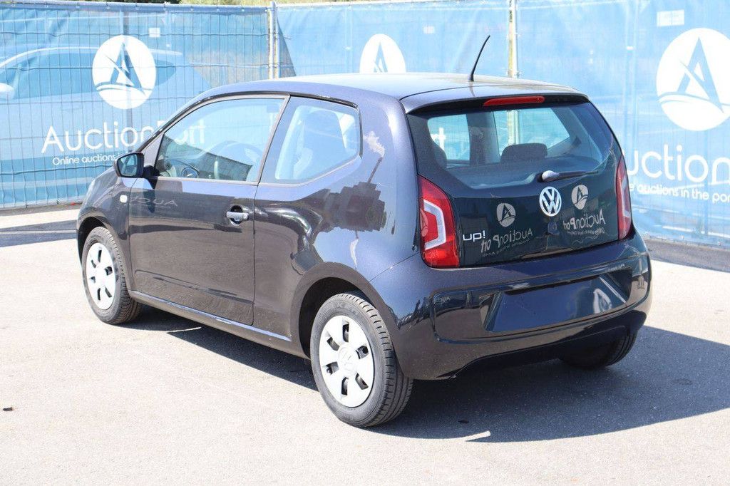 Passenger car Volkswagen Up! Petrol 60hp 2016 (Margin)