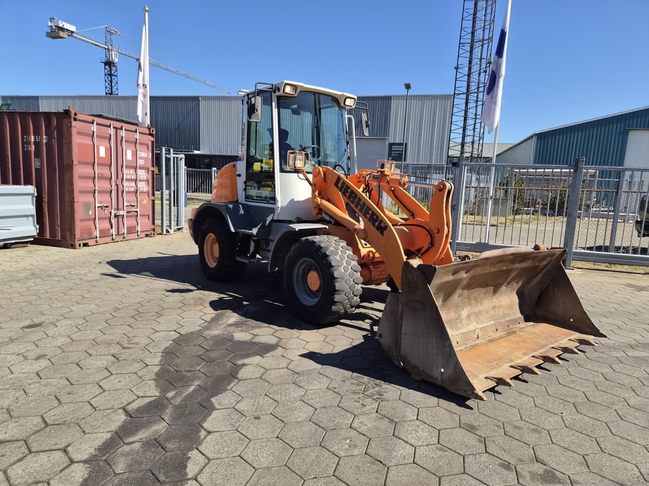 Liebherr L509 stereo