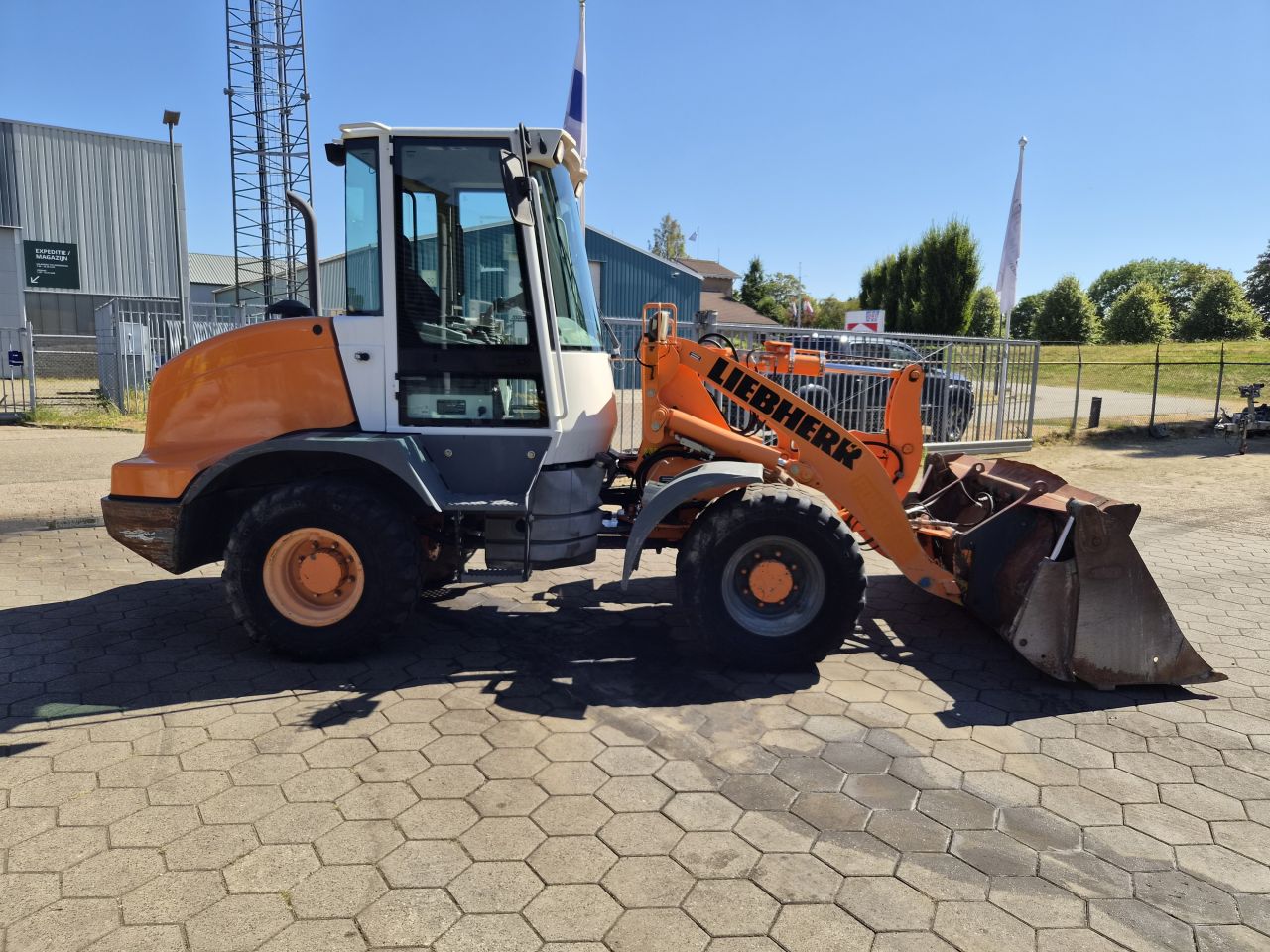 Liebherr L509 stereo