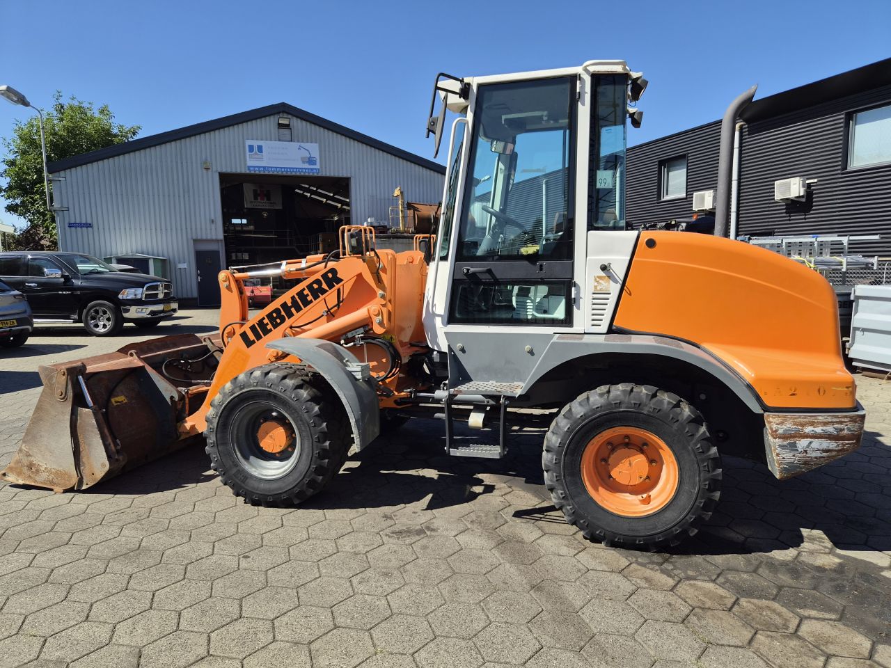 Liebherr L509 stereo